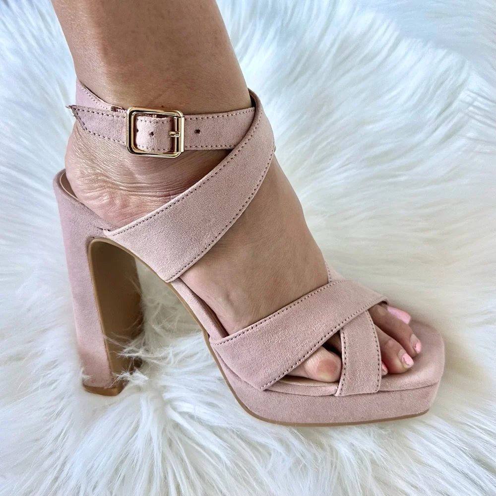 Forever 21 Blush Pink Crisscross Platform Block Heel Sandals Size 6.5